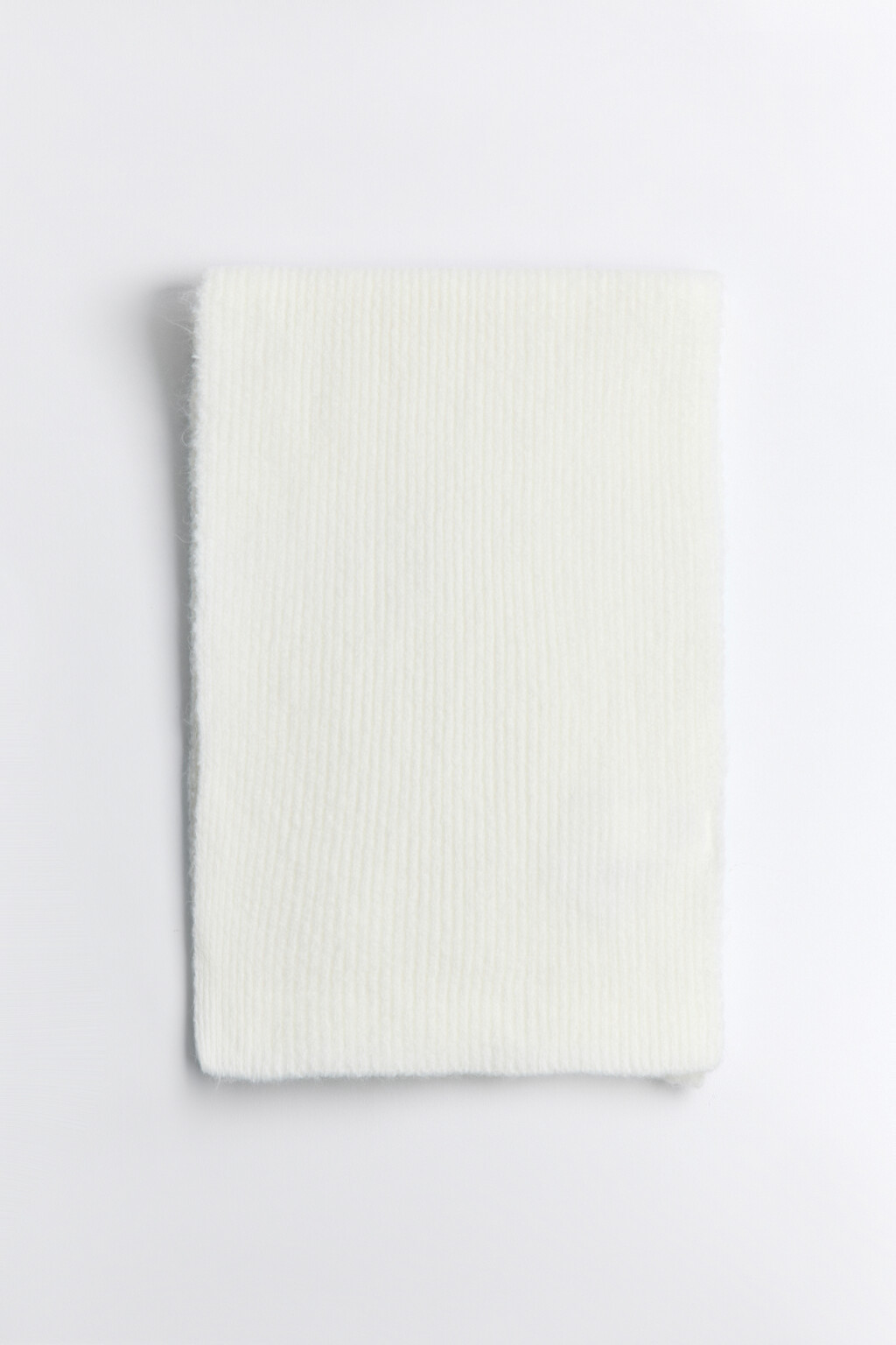 Шарф тонкой вязки однотонный - цвет молочный - 1