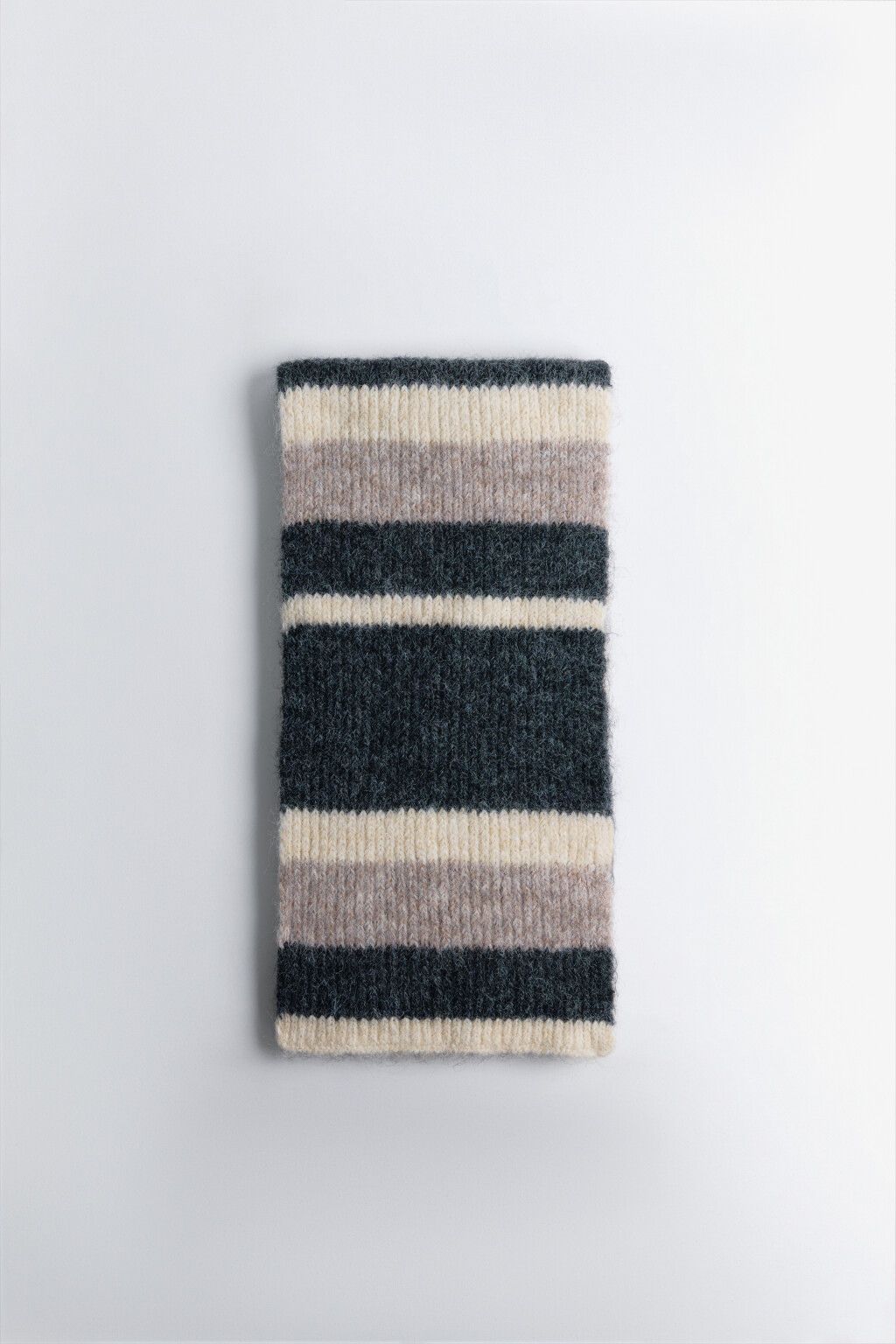 Шарф вязаный полосатый с шерстью - цвет серый - 1
