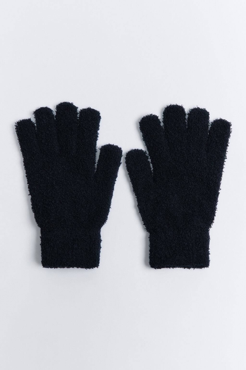 Перчатки вязаные пушистые - цвет черный - 1