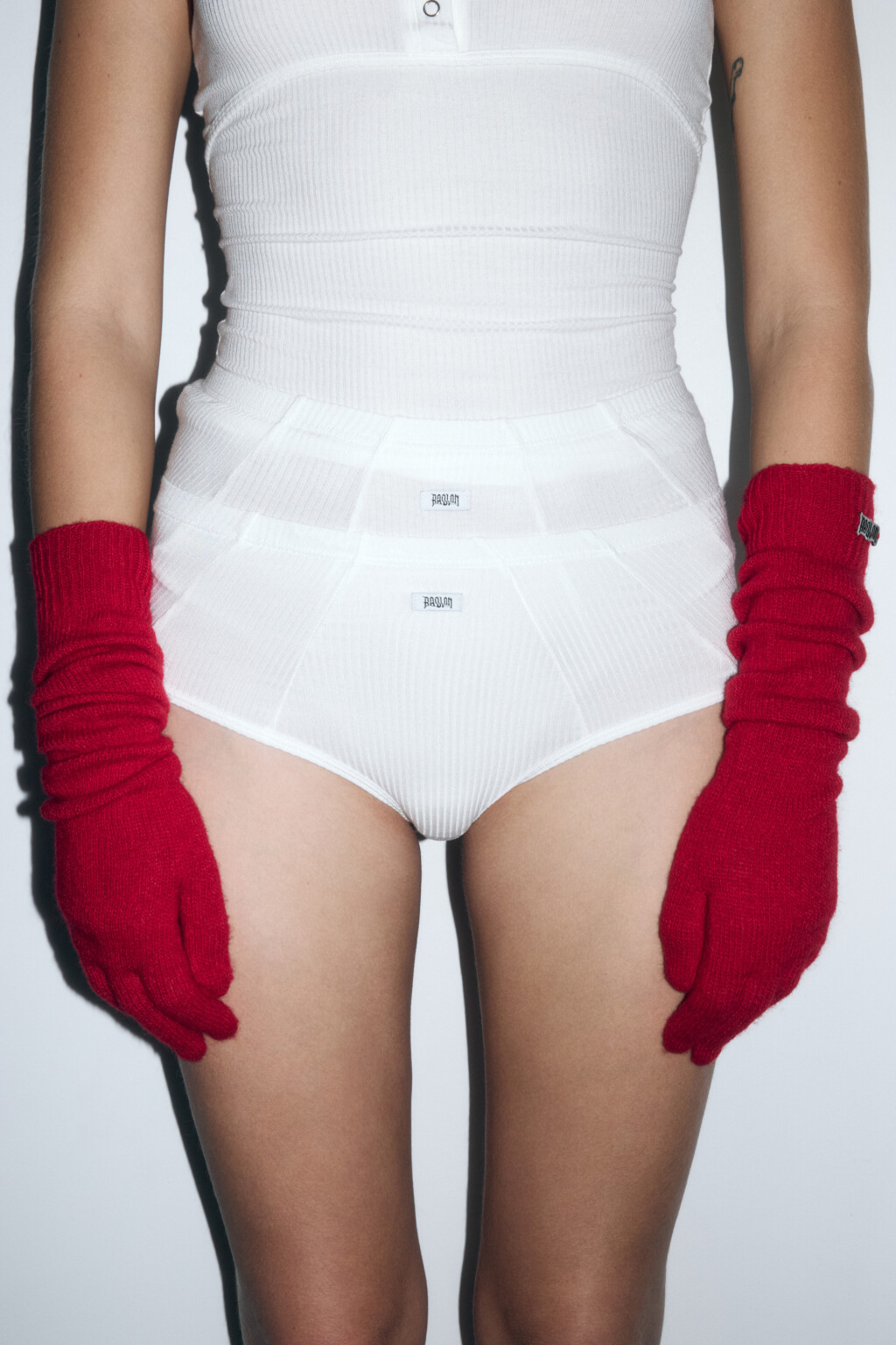 Перчатки длинные вязаные с шерстью - цвет красный - 4