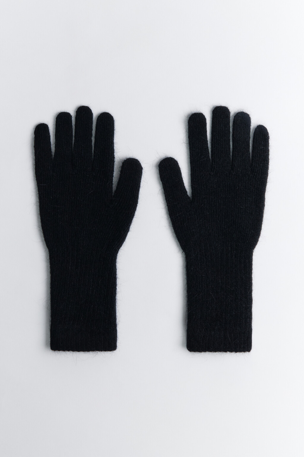 Перчатки вязаные с кроличьей шерстью - цвет черный - 1