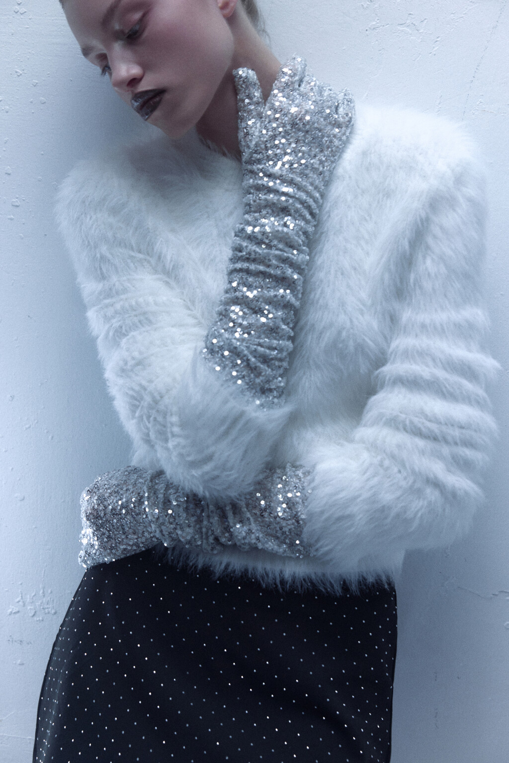 Перчатки длинные вечерние с пайетками - цвет серый - 3