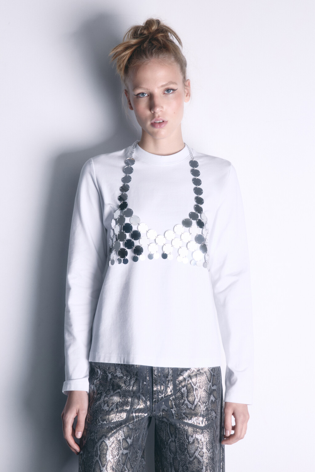 Цепочка на тело в виде бра - цвет серый - 3