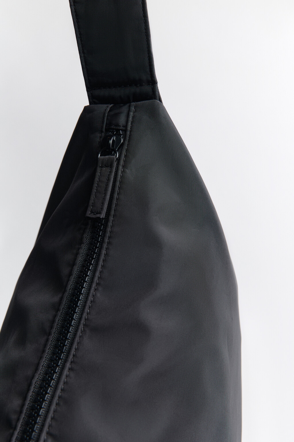 Сумка-багет текстильная с ремешками - цвет черный - 4