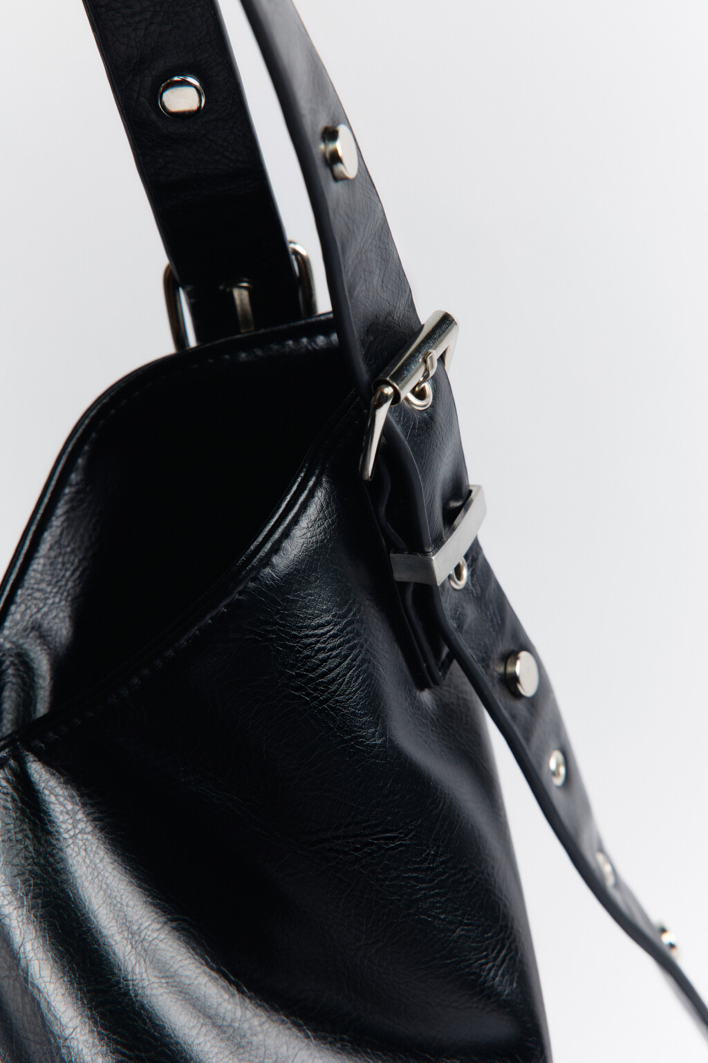 Сумка-тоут с металлическими заклепками - цвет черный - 4