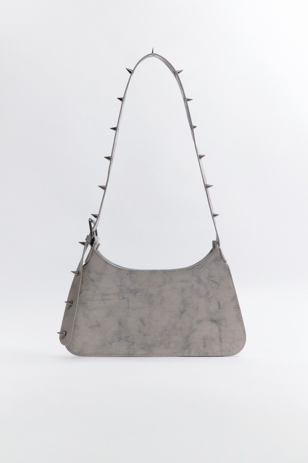 Сумка на плечо с шипами на ремешке - цвет серый - 1