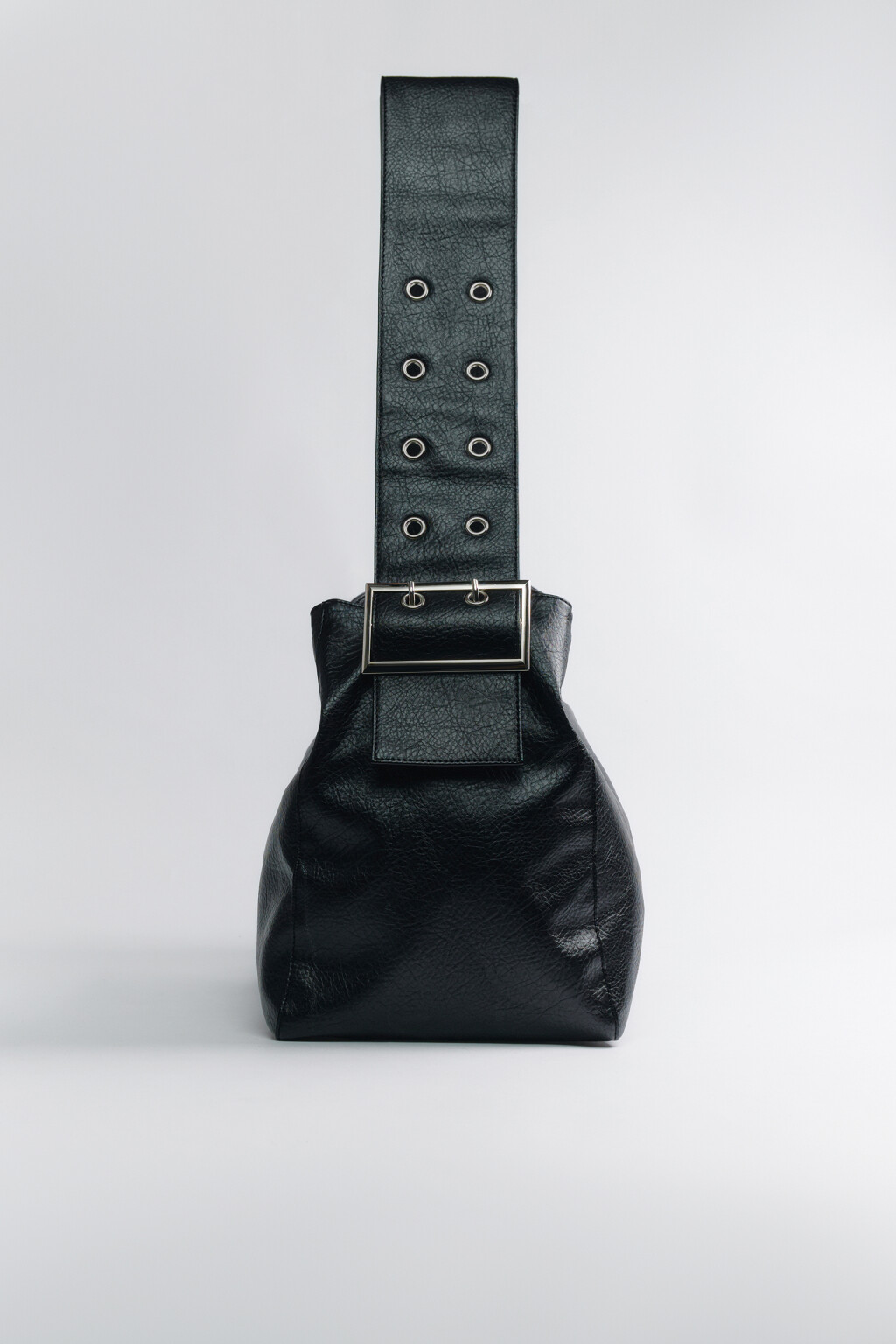 Сумка-тоут с широким ремнем на плечо - цвет черный - 4