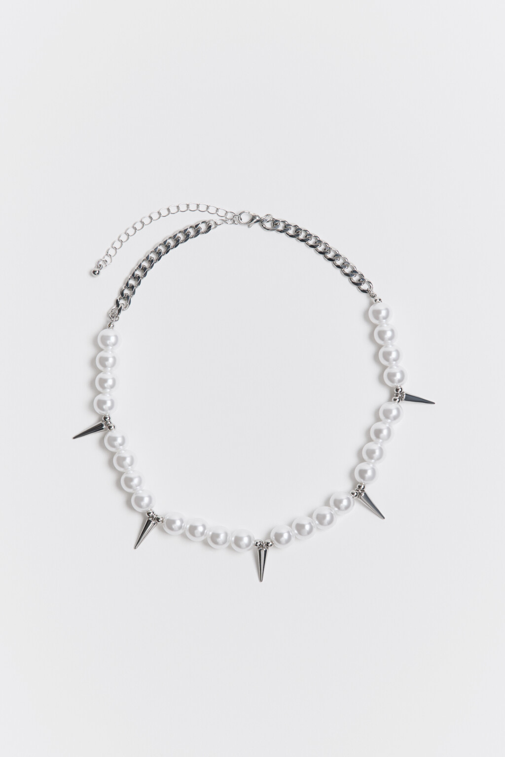 Колье с жемчужным бисером и шипами - цвет серый - 1