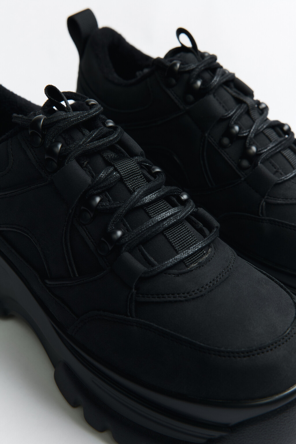 Ботинки на высокой платформе - цвет черный - 4