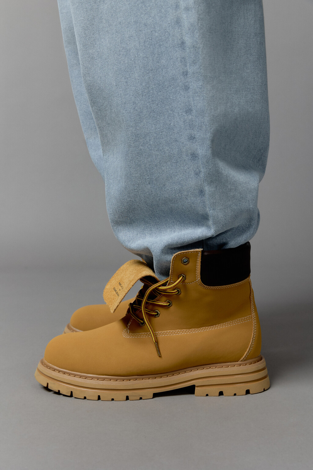 Ботинки-тимберленды унисекс кожаные - цвет бежевый - 6