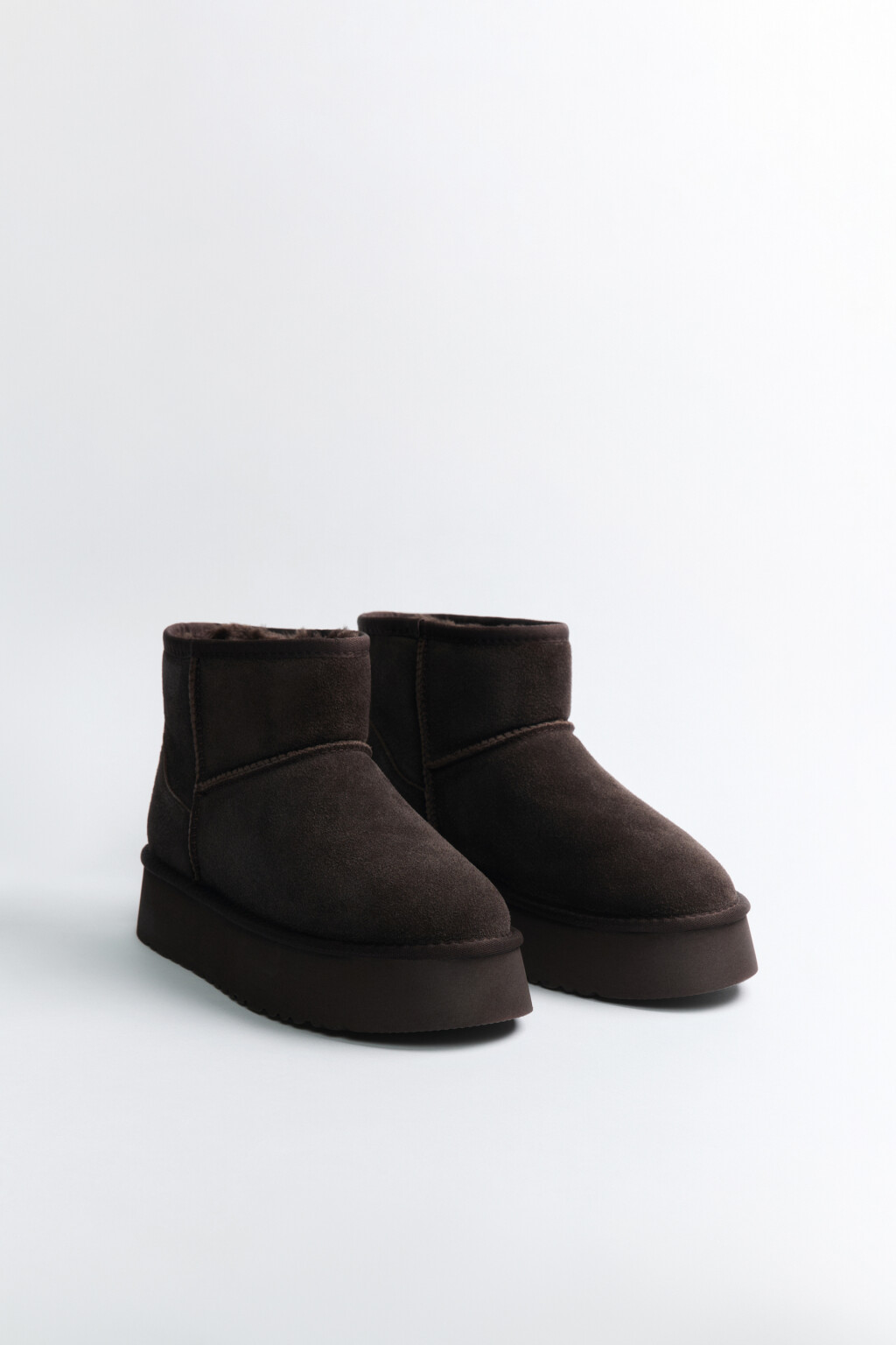 Ботинки-угги утепленные из натуральной замши - цвет коричневый - 3