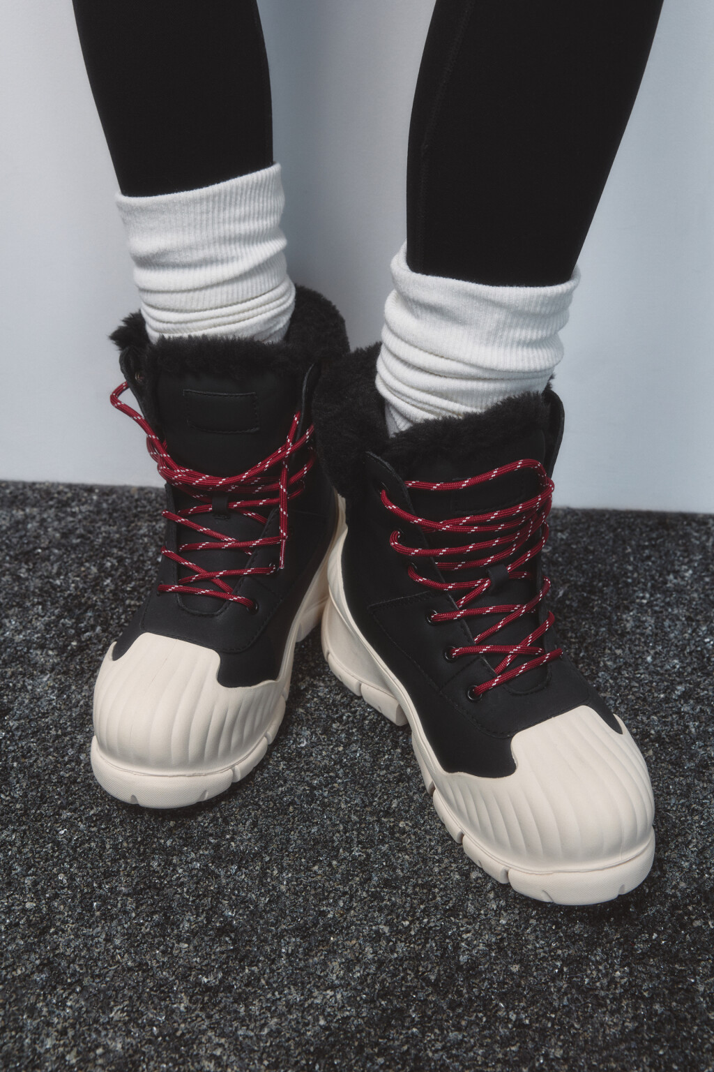 Ботинки зимние с теплой подкладкой - цвет черный - 8