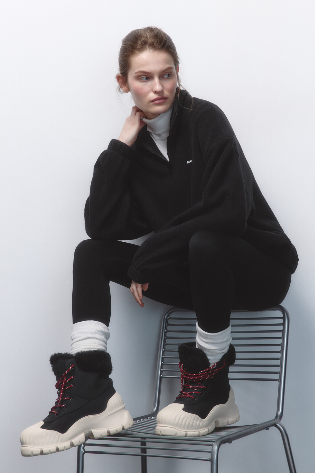 Ботинки зимние с теплой подкладкой - цвет черный - 7