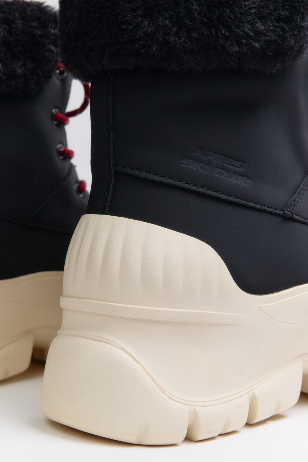 Ботинки зимние с теплой подкладкой - цвет черный - 4