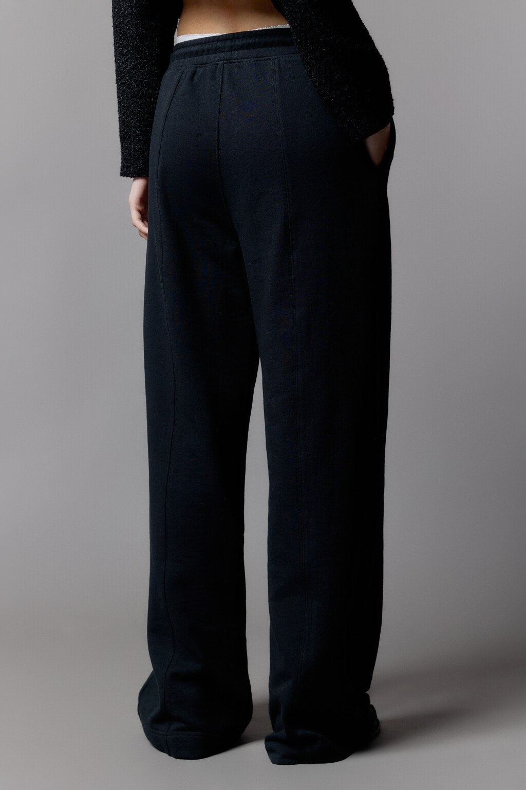 Брюки широкие трикотажные из футера - цвет черный - 4