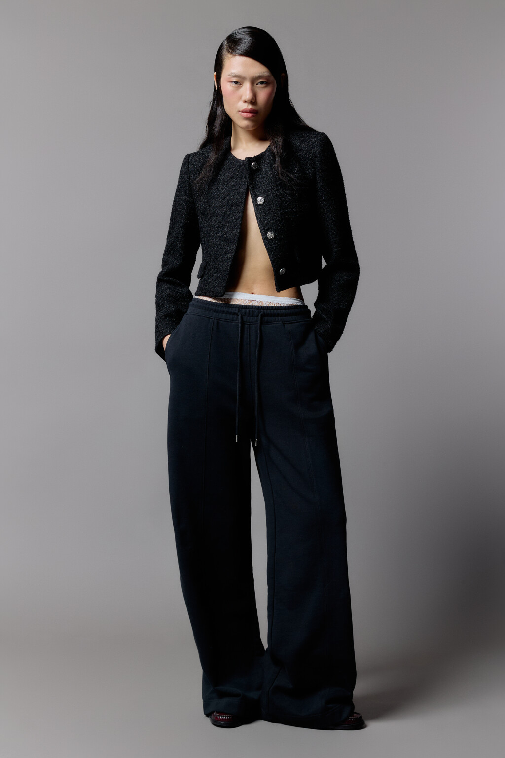 Брюки широкие трикотажные из футера - цвет черный - 5