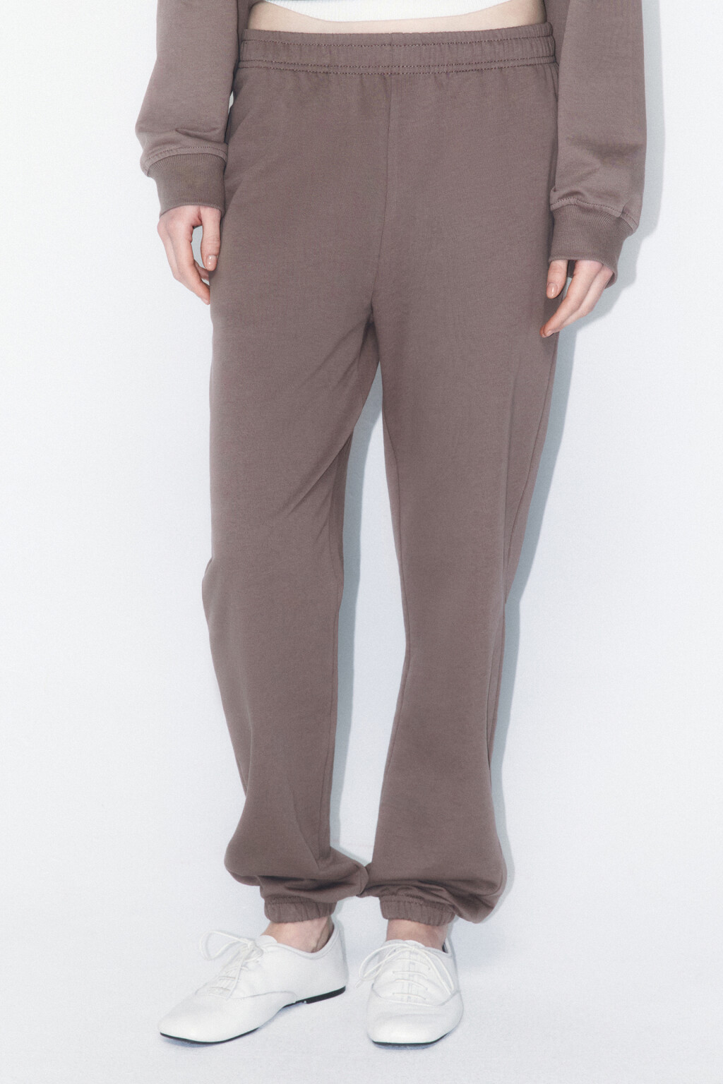 Брюки-джоггеры базовые из хлопкового футера - цвет бежевый - 2