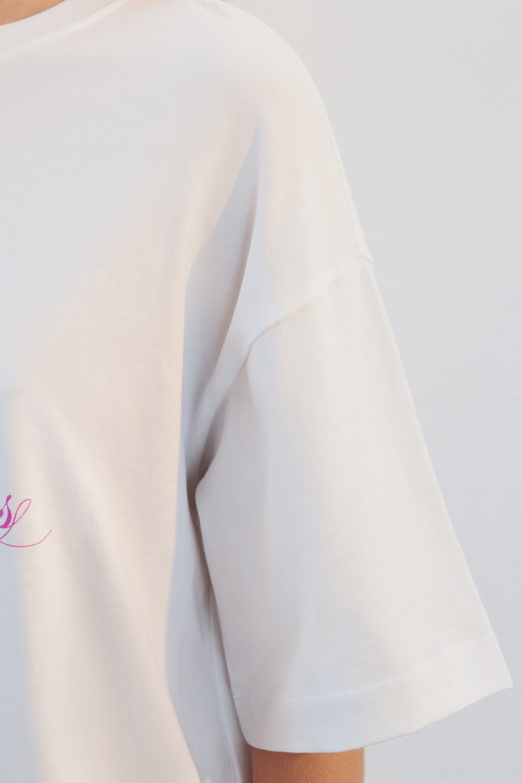 Футболка прямая хлопковая с принтом - цвет белый - 6