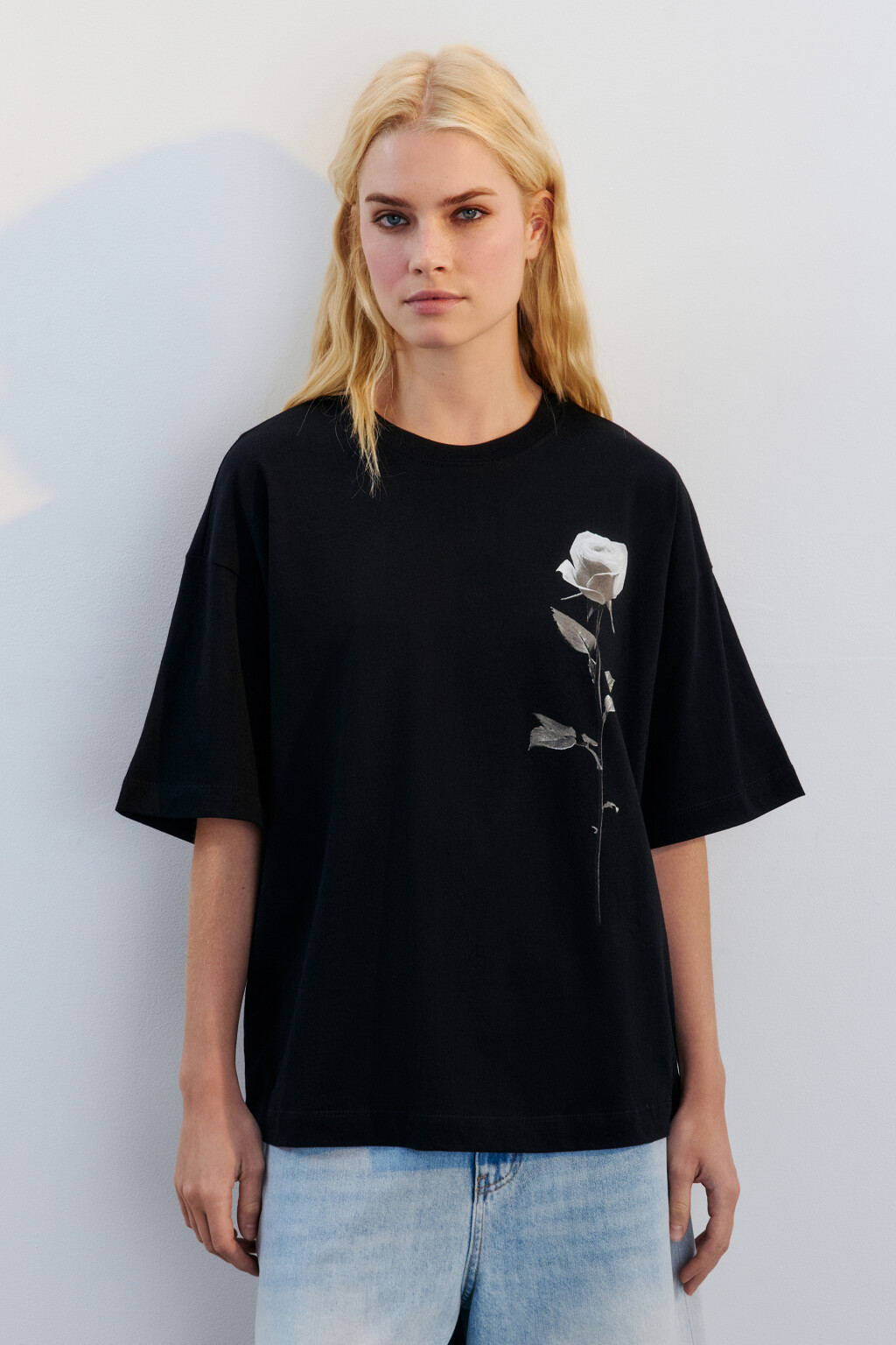 Футболка прямая хлопковая с принтом - цвет черный - 2