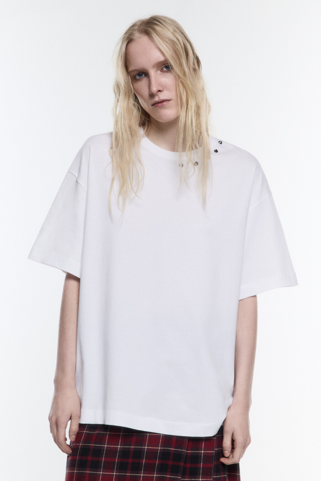 Футболка oversize с принтом в стиле гранж - цвет белый - 2