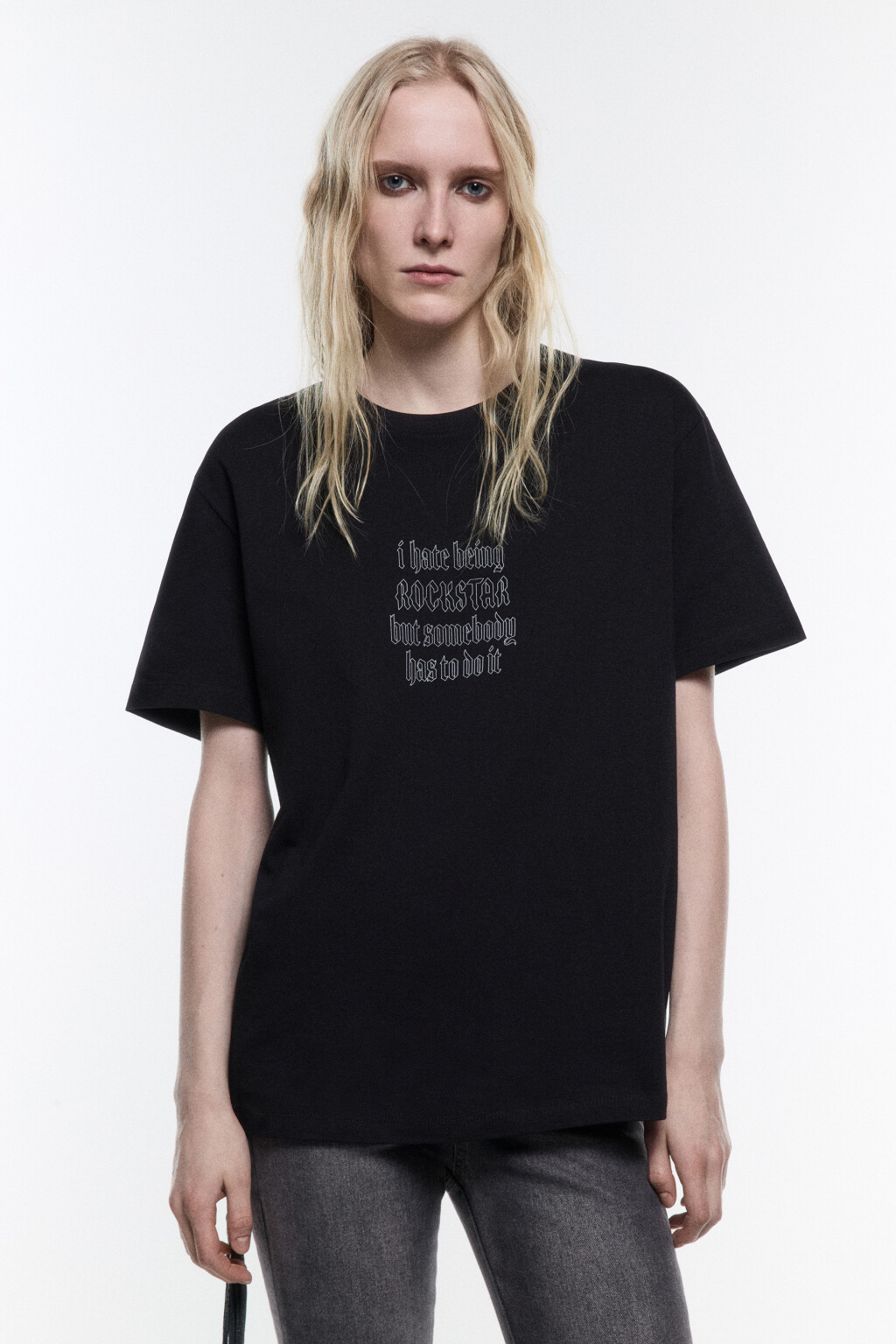 Футболка с вареным эффектом и принтом - цвет черный - 2