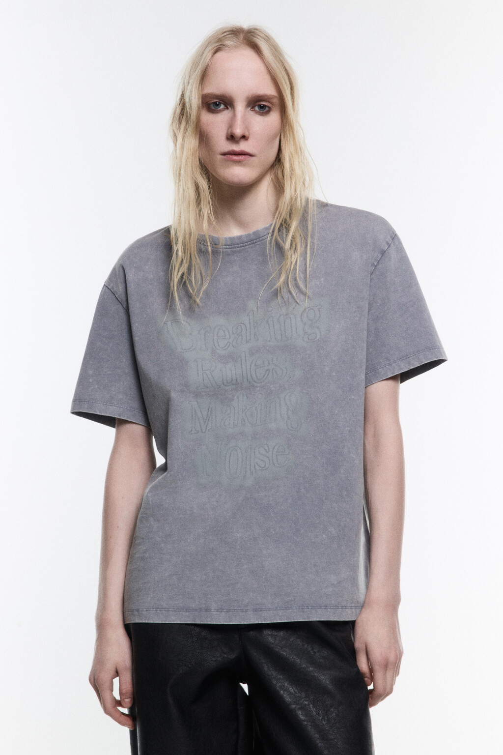 Футболка с вареным эффектом и принтом - цвет белый - 2