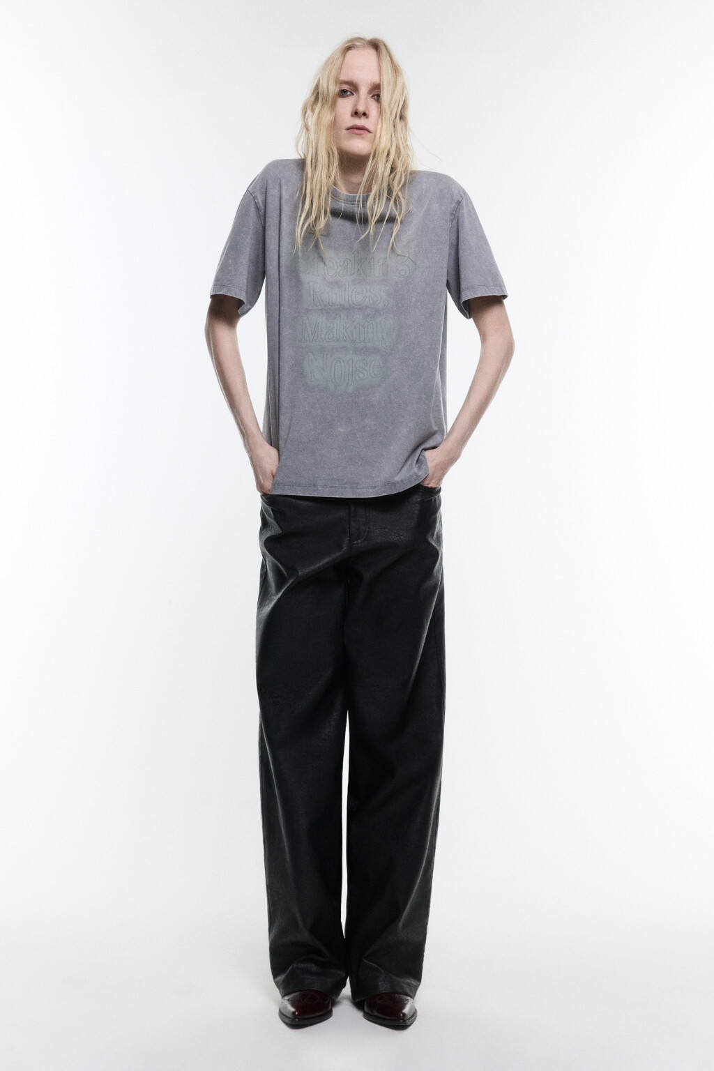 Футболка с вареным эффектом и принтом - цвет белый - 5