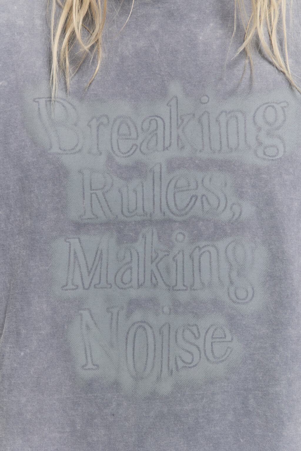 Футболка с вареным эффектом и принтом - цвет белый - 7