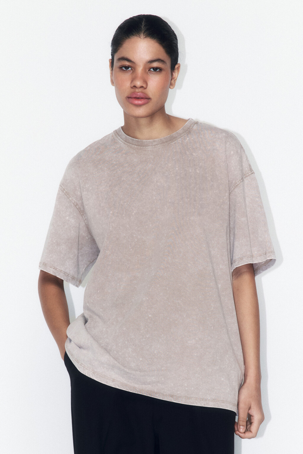Футболка хлопковая с вареным эффектом - цвет бежевый - 2