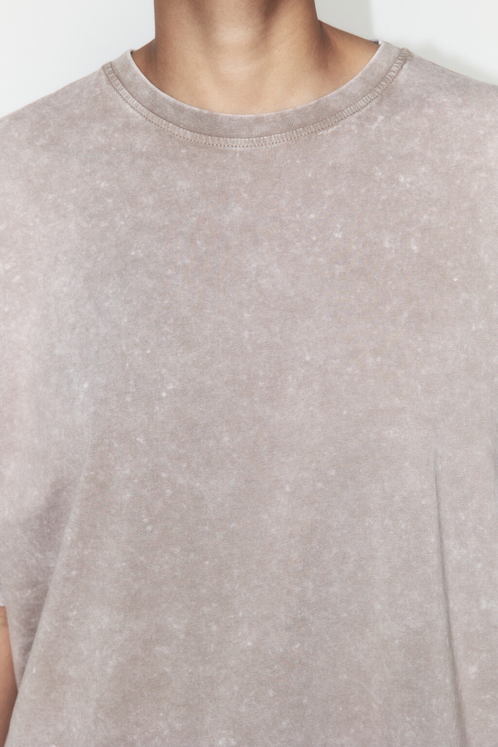 Футболка хлопковая с вареным эффектом - цвет бежевый - 5