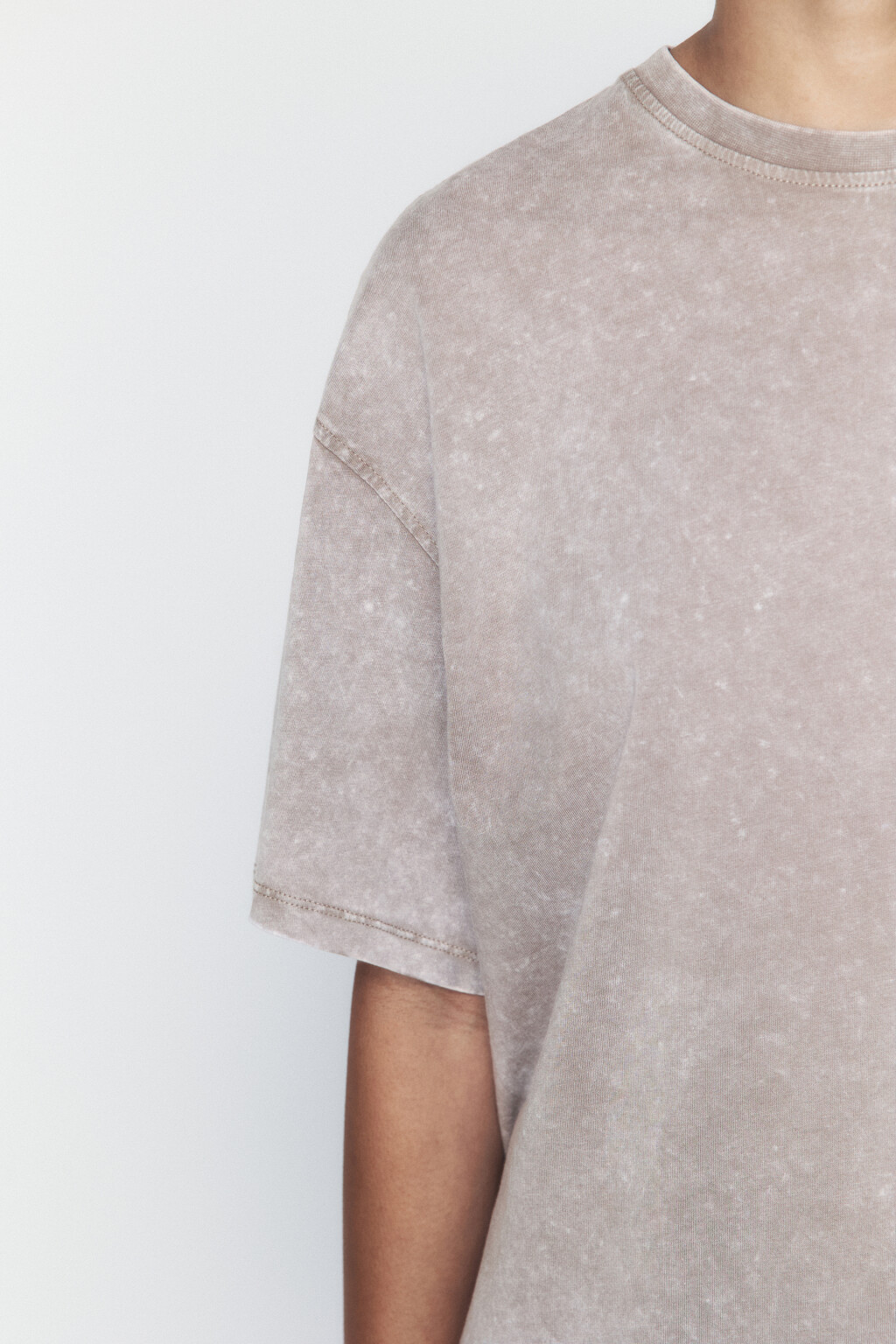 Футболка хлопковая с вареным эффектом - цвет бежевый - 6