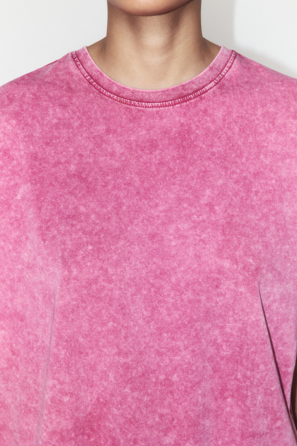 Футболка хлопковая с вареным эффектом - цвет розовый - 6