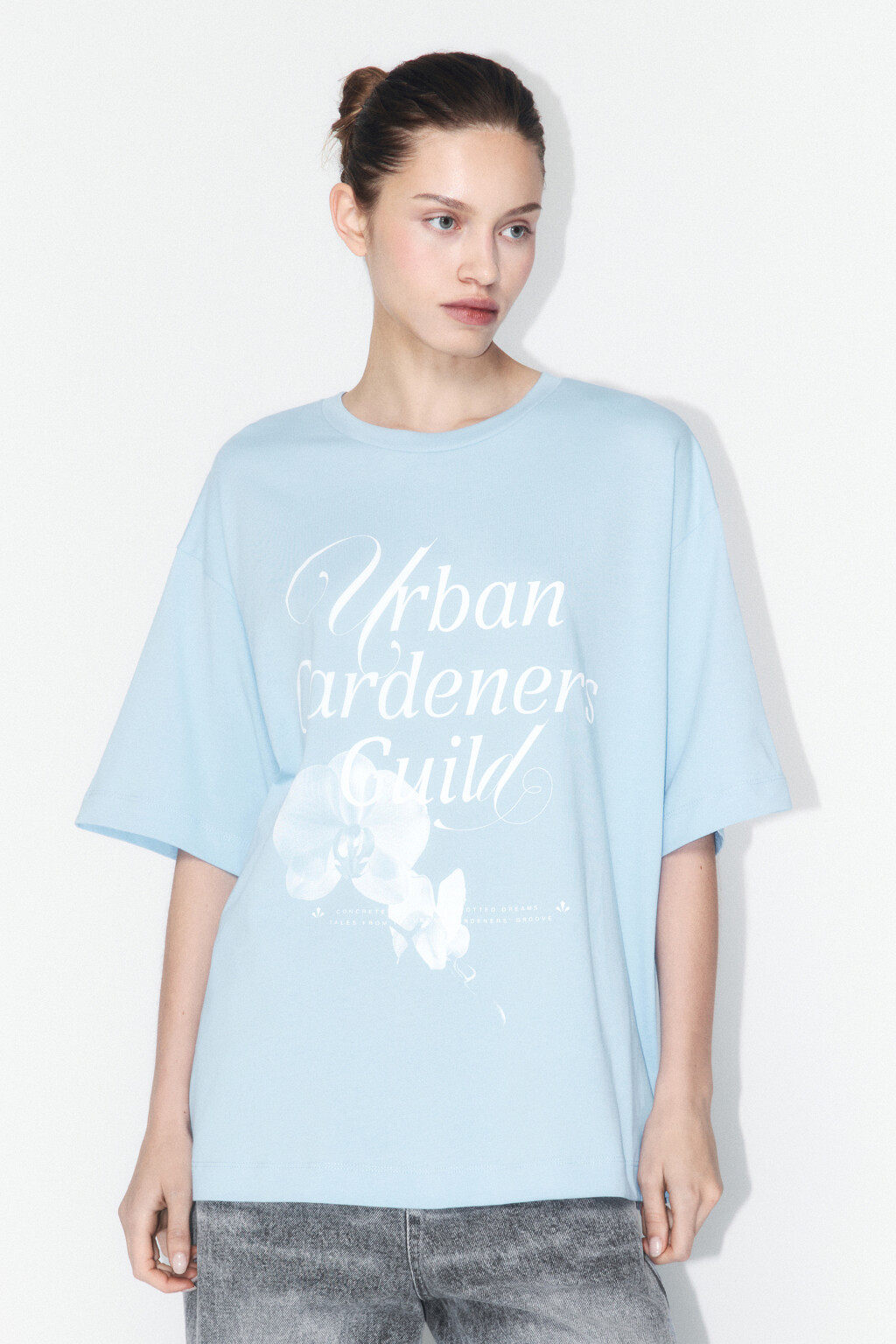 Футболка прямая хлопковая с принтом-надписью - цвет голубой - 3