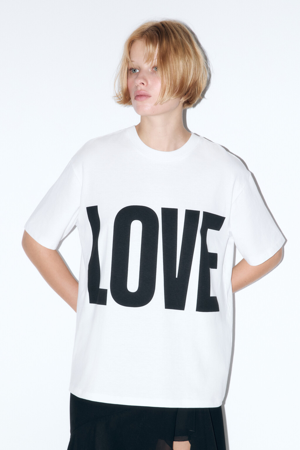 Футболка хлопковая с рисунком и надписью - цвет белый - 2