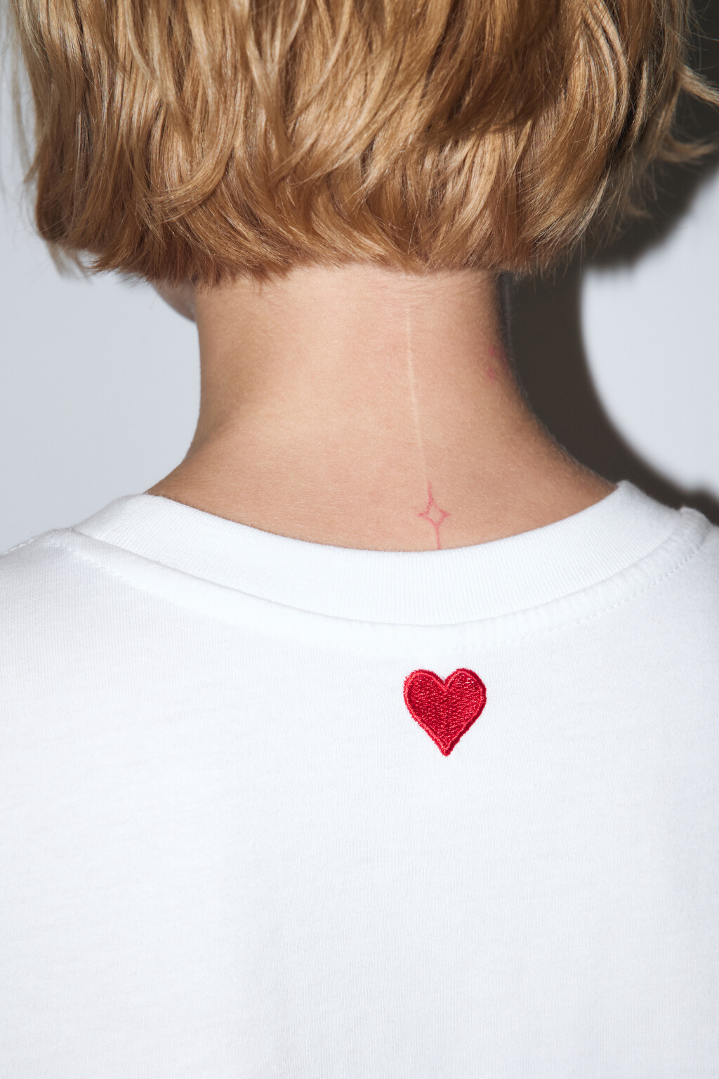 Футболка хлопковая с рисунком и надписью - цвет белый - 6