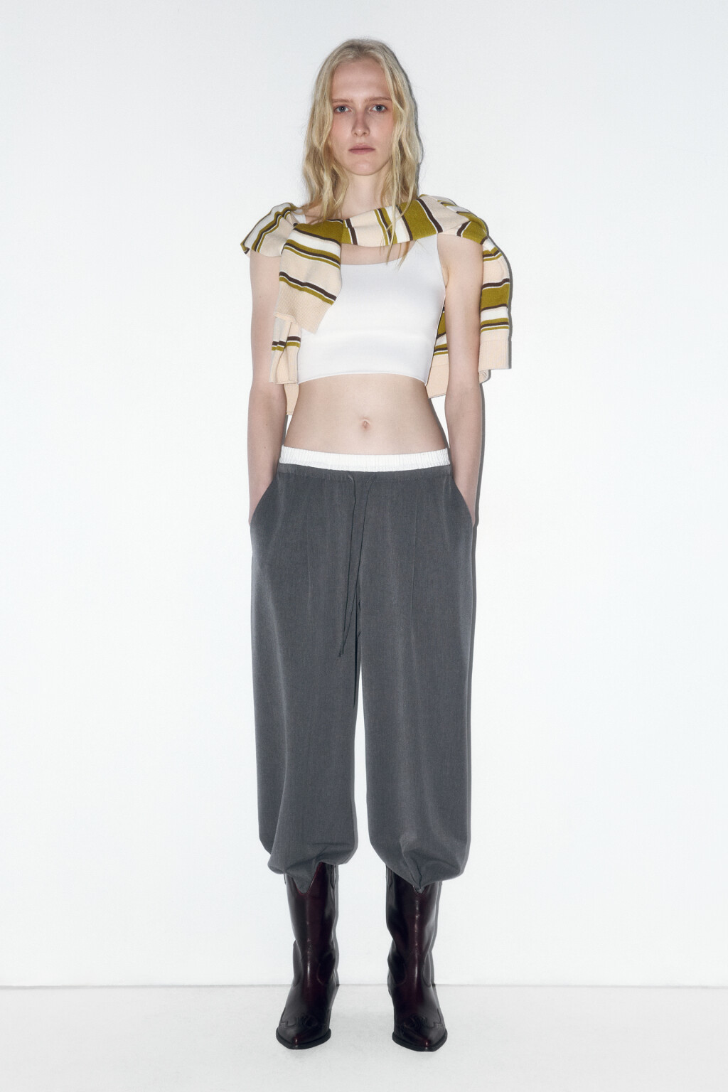 Топ-майка облегающий с вырезом-каре - цвет белый - 2