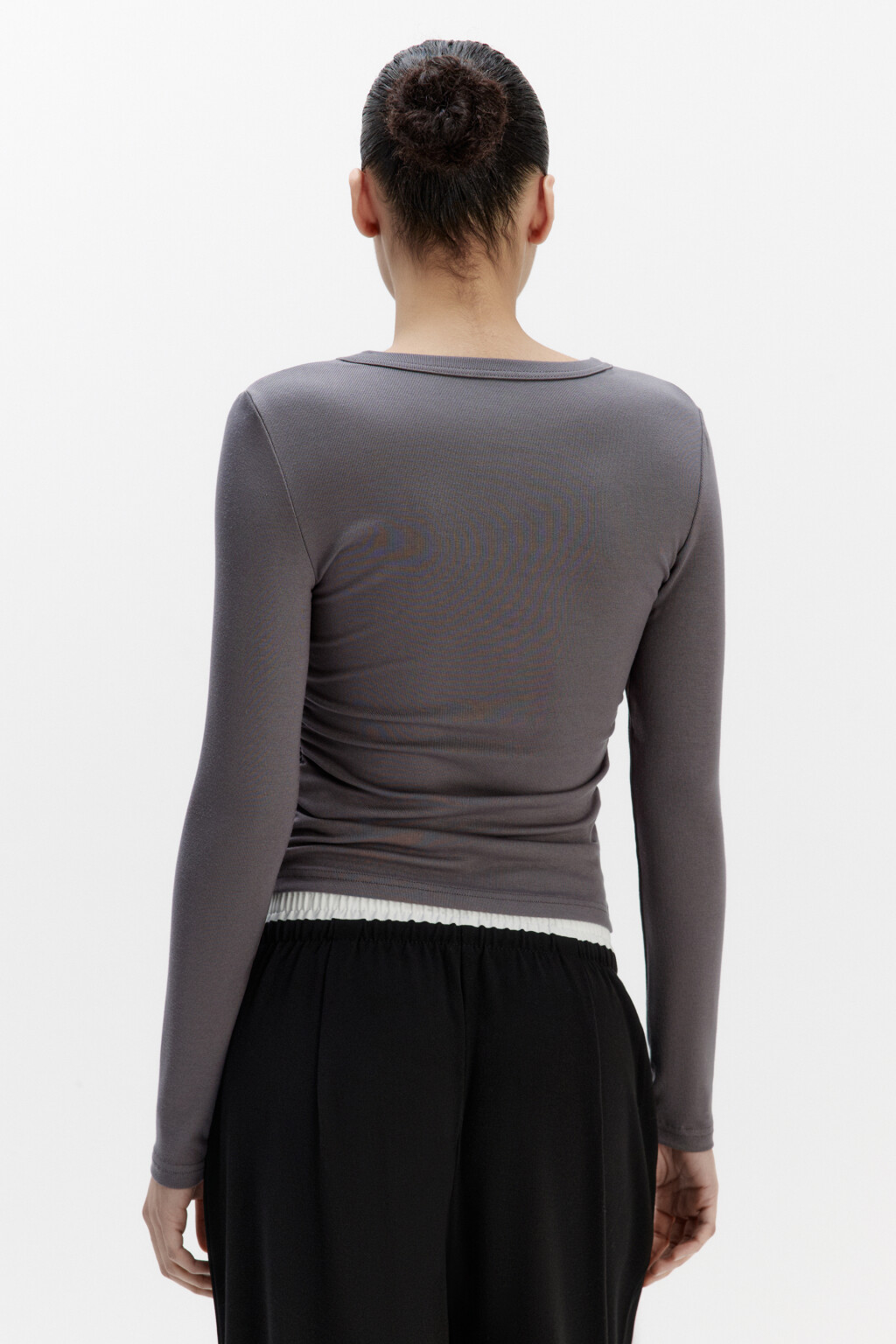 Лонгслив в рубчик вискозный с драпировками - цвет серый - 4