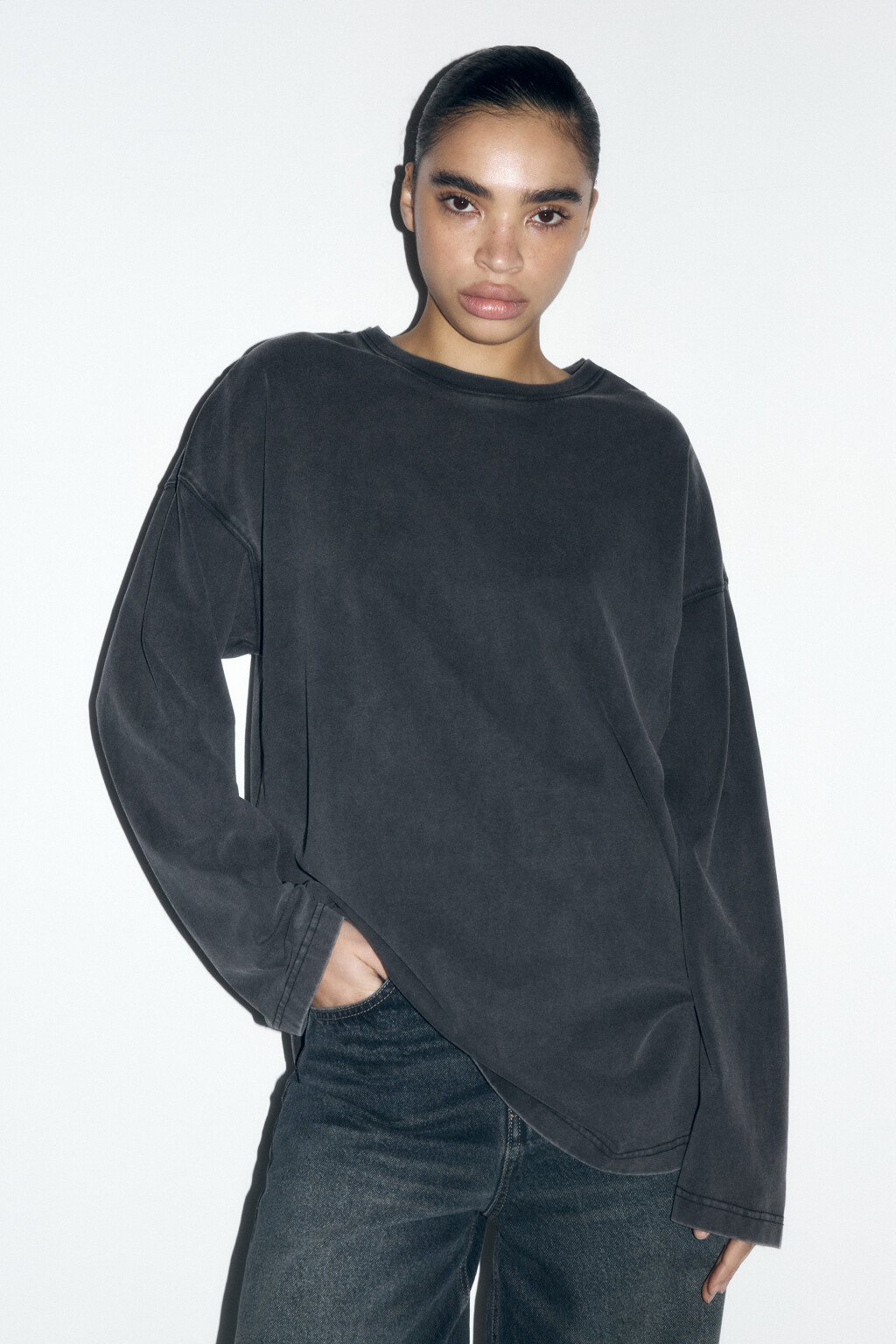 Лонгслив удлиненный с вареным эффектом - цвет серый - 2