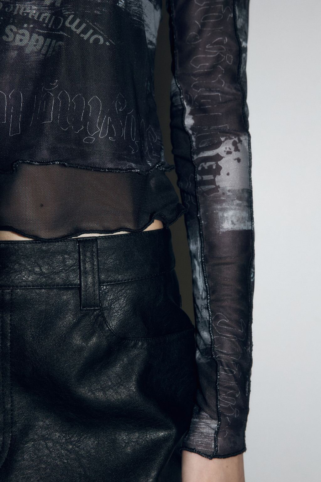 Лонгслив двуслойный из принтованной сетки - цвет мультиколор - 6