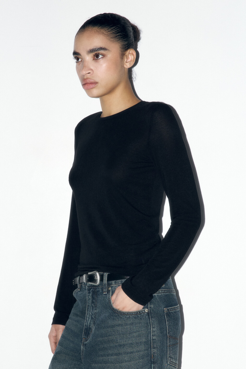 Лонгслив трикотажный из тенсела и шерсти - цвет черный - 3