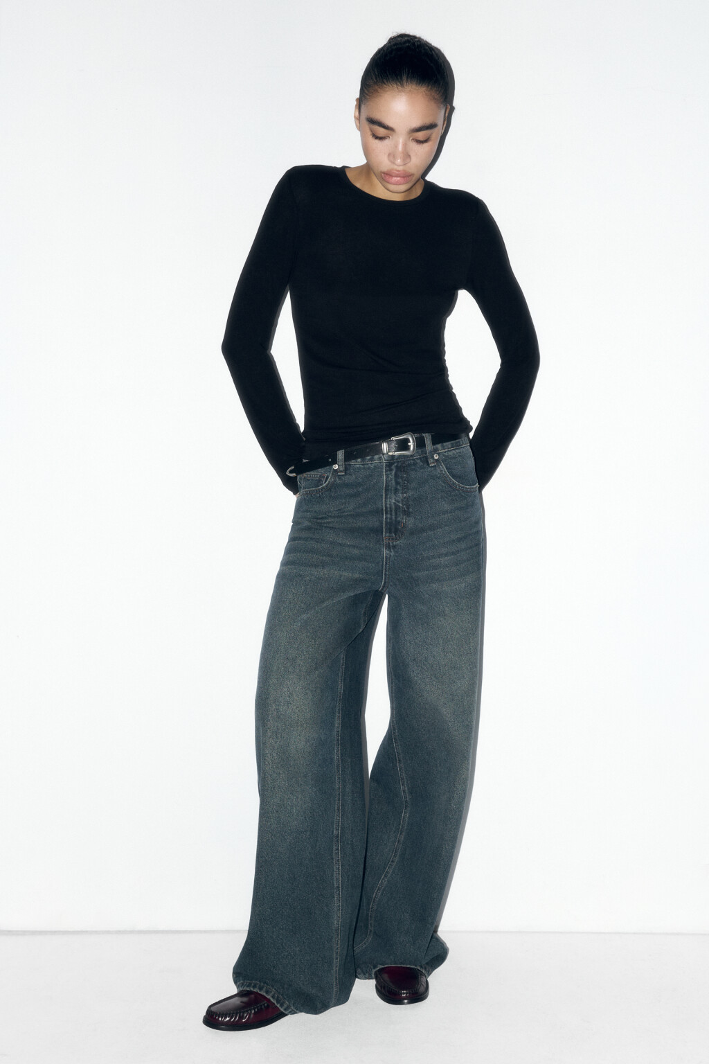 Лонгслив трикотажный из тенсела и шерсти - цвет черный - 5