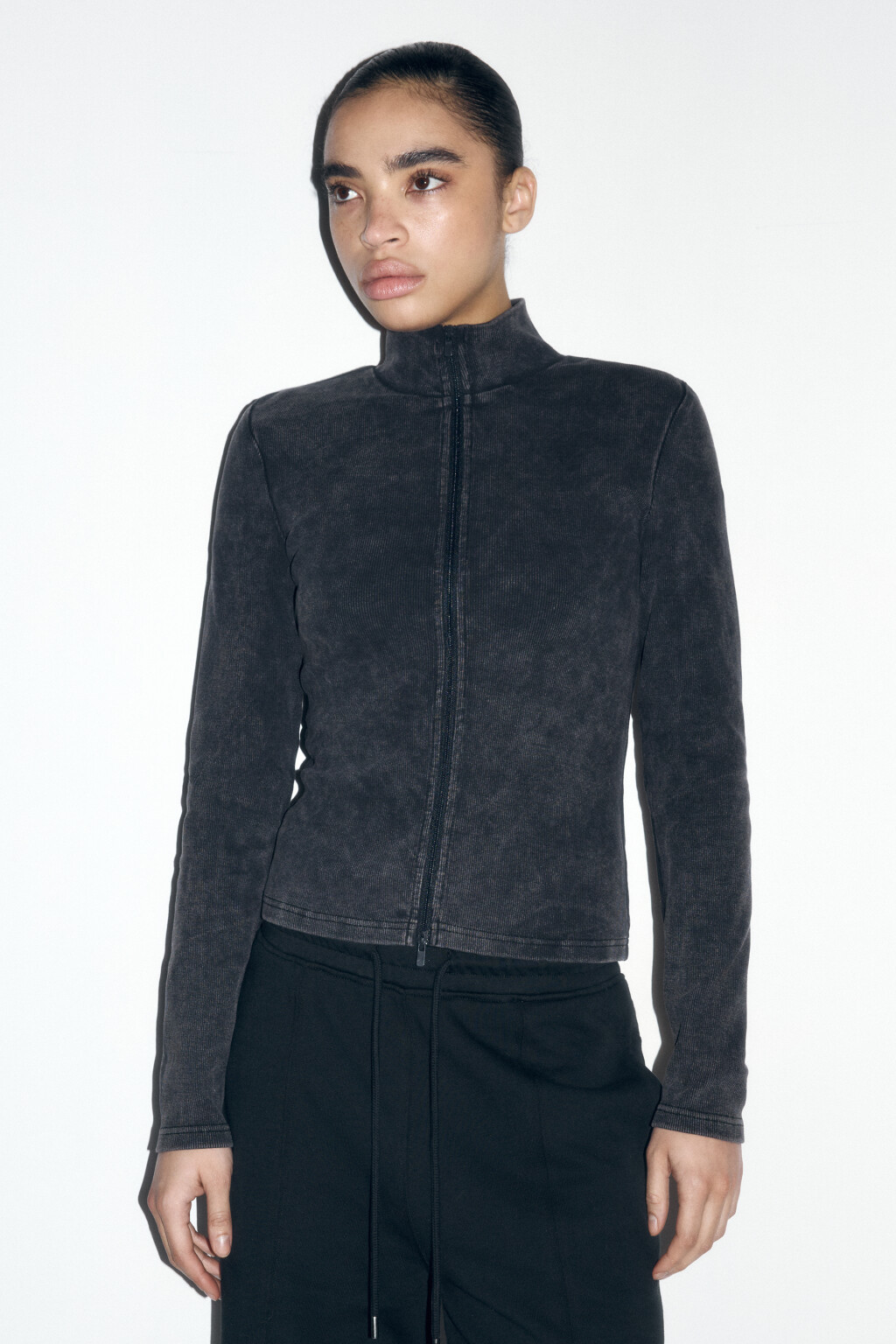 Лонгслив на молнии с воротником-стойкой - цвет серый - 2