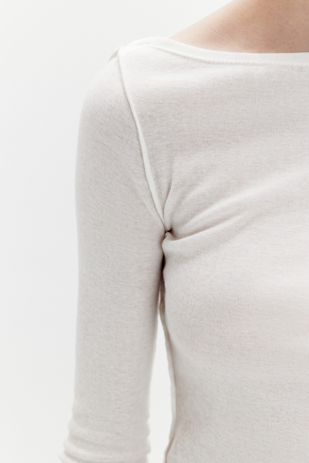 Лонгслив хлопковый приталенный с вырезом-лодочкой - цвет белый - 5