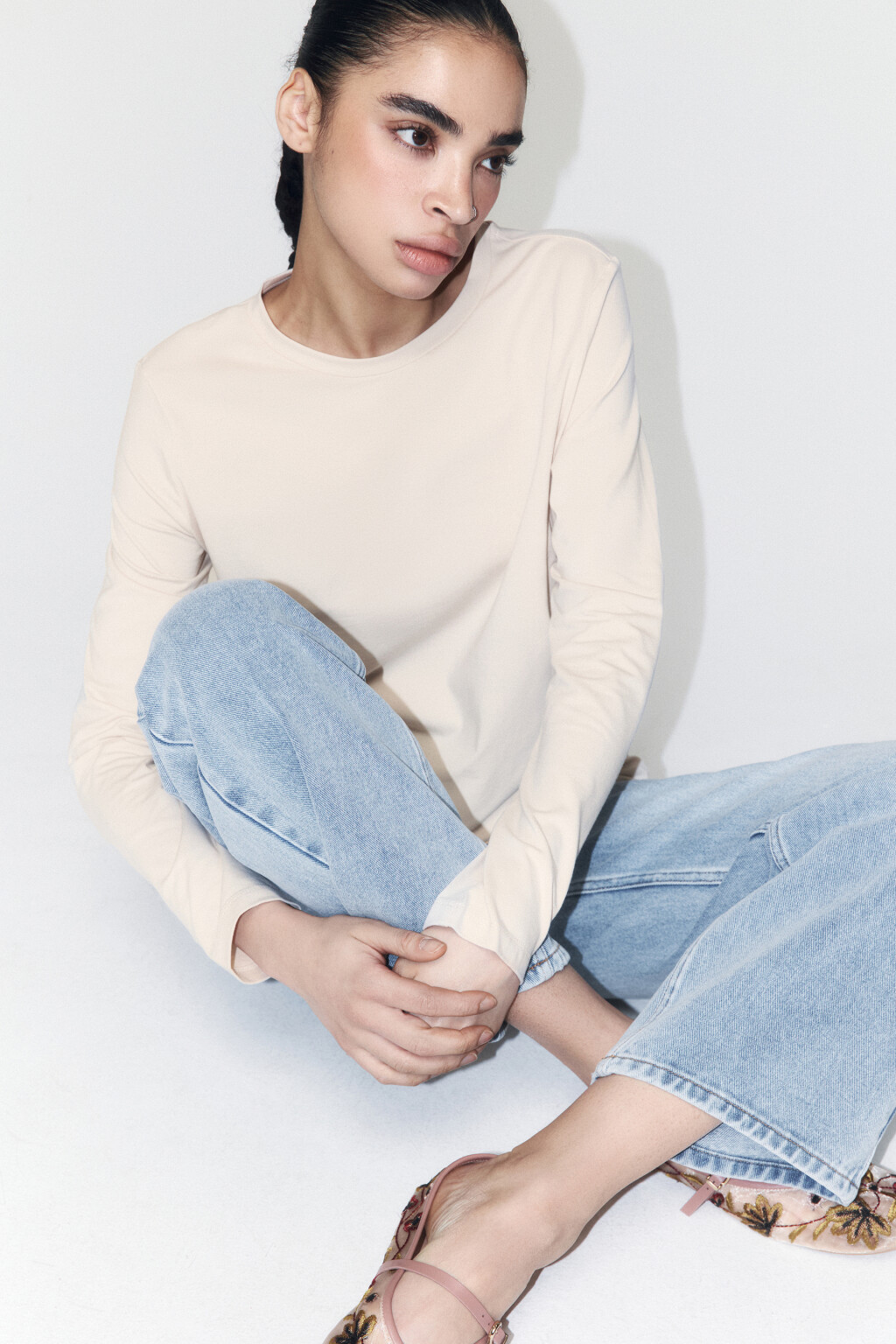 Лонгслив базовый из хлопкового трикотажа - цвет бежевый - 1