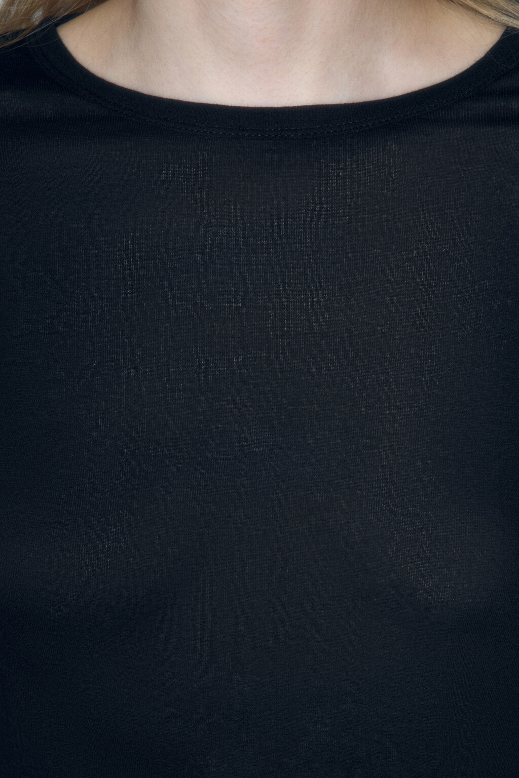 Лонгслив из тонкого хлопкового трикотажа - цвет черный - 6