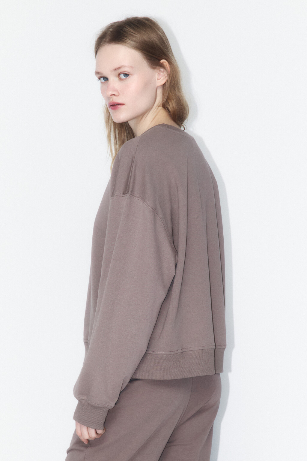 Свитшот базовый из хлопкового футера - цвет бежевый - 3