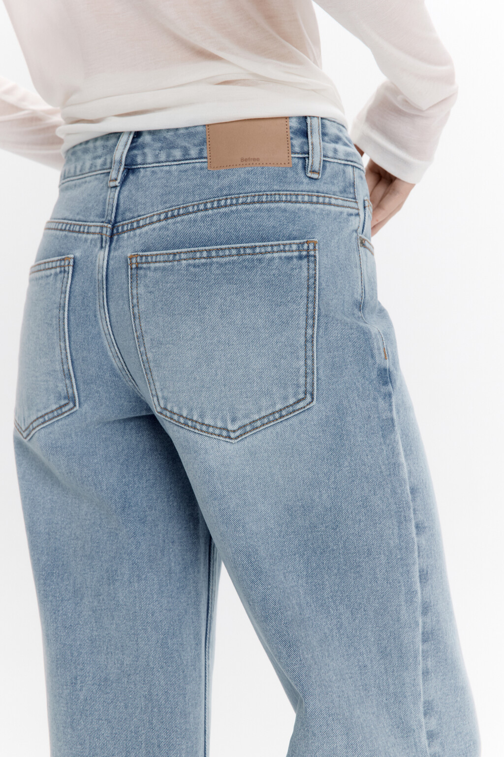 Джинсы прямые со средней посадкой - цвет голубой - 6