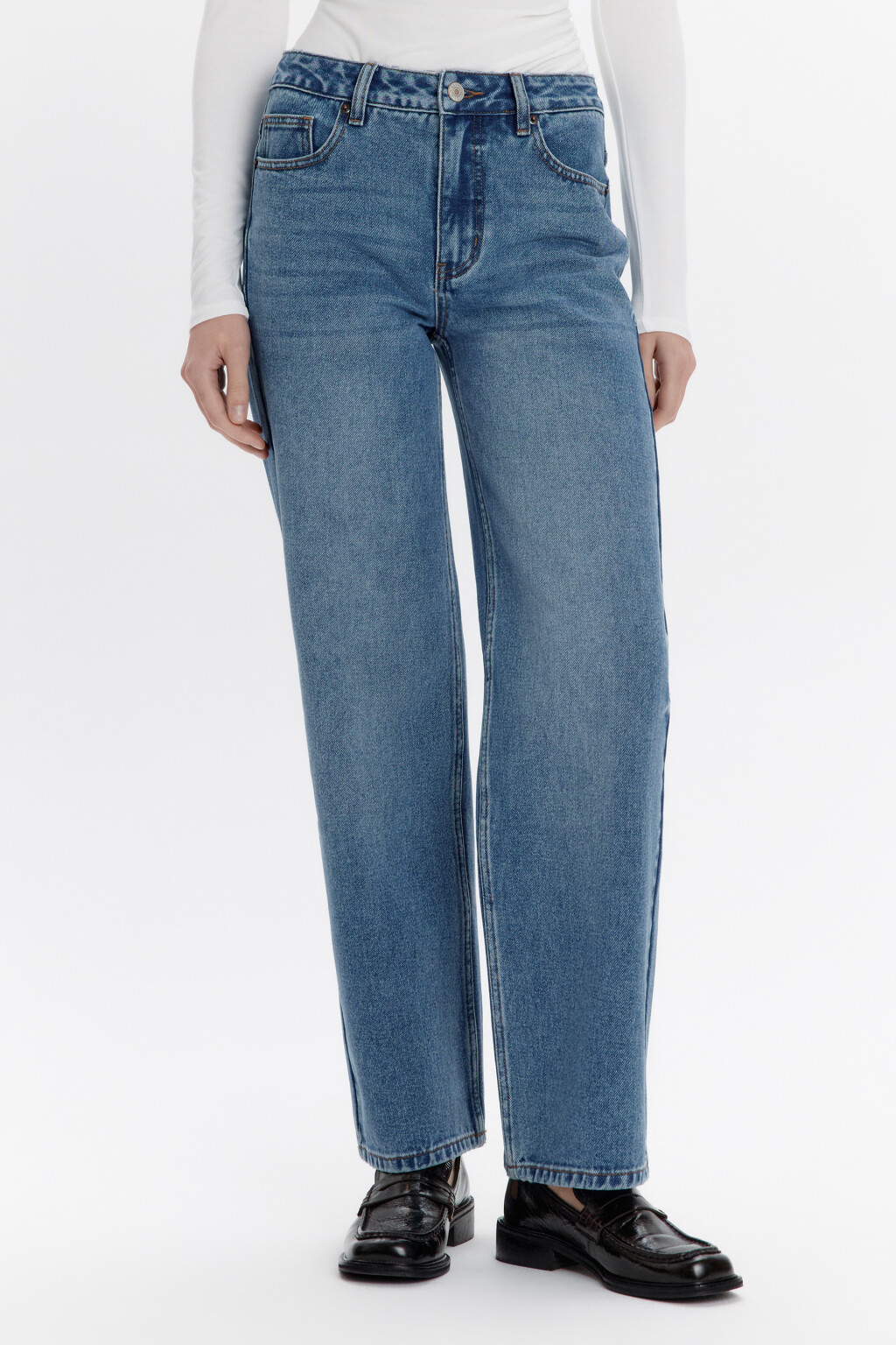 Джинсы прямые со средней посадкой - цвет голубой - 2