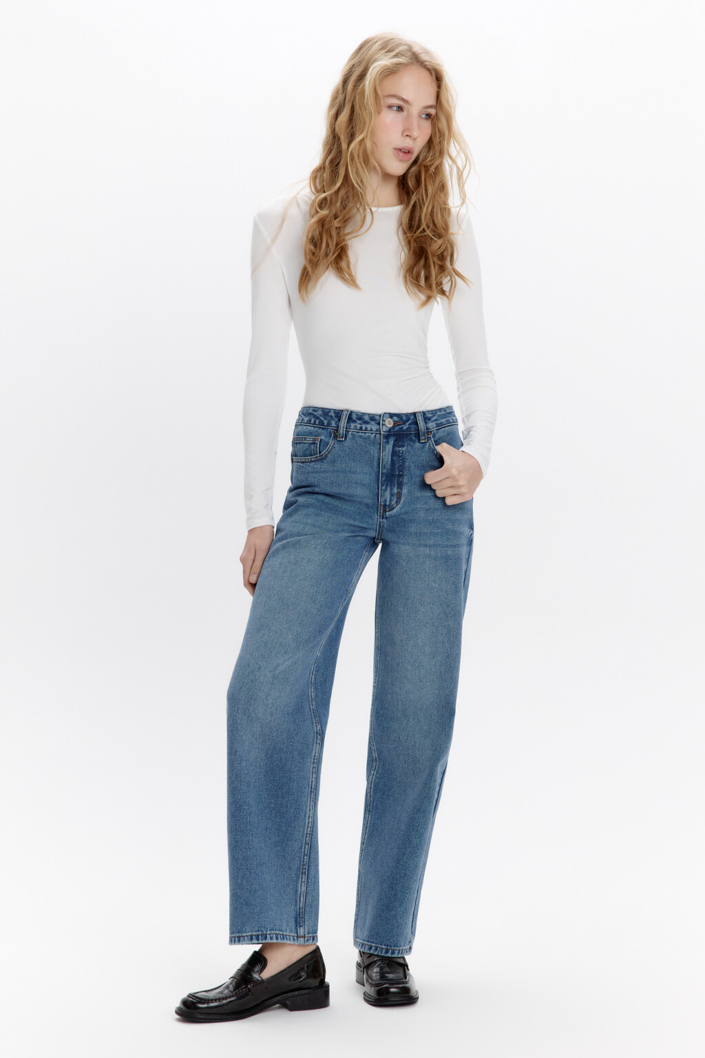 Джинсы прямые со средней посадкой - цвет голубой - 4