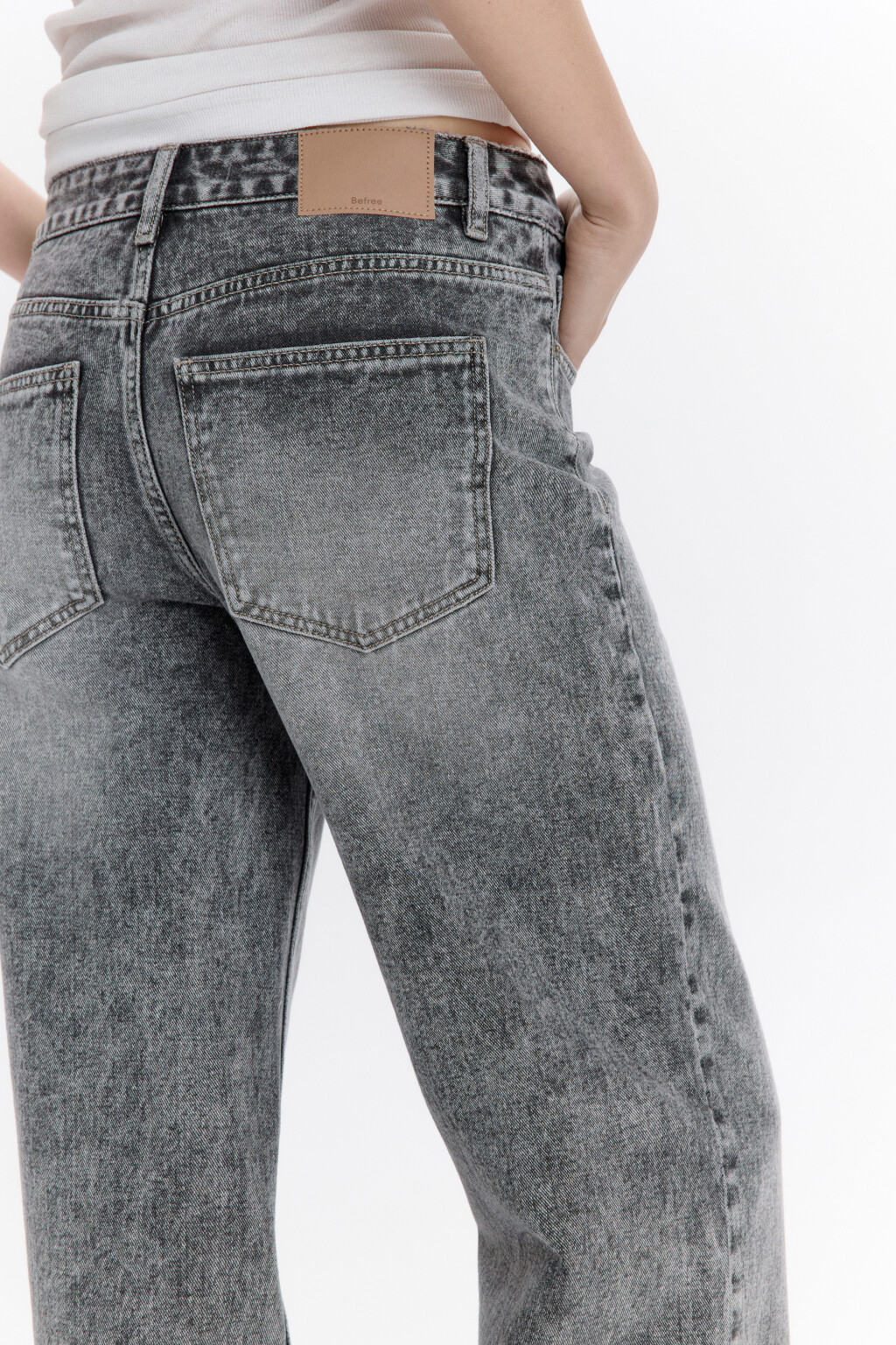 Джинсы прямые со средней посадкой - цвет серый - 5